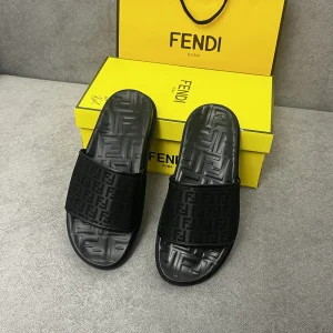 Mule fendi
