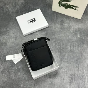 Sacoche Lacoste